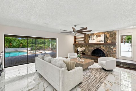 Casa en venta en Clearwater, Florida, 4 dormitorios, 269.7 m2 № 2410578 - foto 12