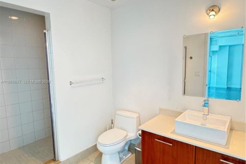 Condominio en alquiler en Miami, Florida, 60.85 m2 № 2031807 - foto 7