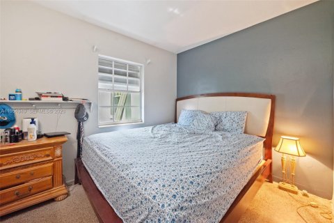 Villa ou maison à vendre à Fort Lauderdale, Floride: 3 chambres, 134.15 m2 № 2010928 - photo 19