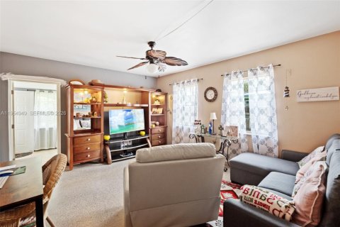 Villa ou maison à vendre à Fort Lauderdale, Floride: 3 chambres, 134.15 m2 № 2010928 - photo 4