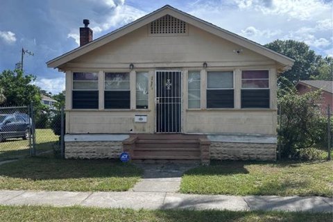 Villa ou maison à Saint Petersburg, Floride 3 chambres, 115.2 m2 № 2411379