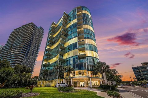 Condominio en alquiler en Tampa, Florida, 2 dormitorios, 235.69 m2 № 2102267 - foto 29