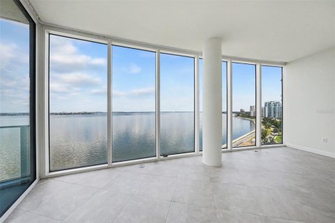 Condominio en alquiler en Tampa, Florida, 2 dormitorios, 235.69 m2 № 2102267 - foto 17
