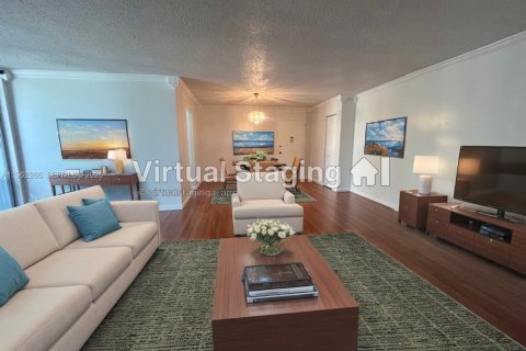 Condo in Miami, Florida, 2 bedrooms  № 2024208 - photo 14