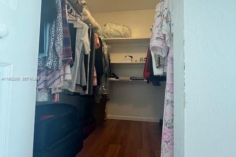 Condo in Miami, Florida, 2 bedrooms  № 2024208 - photo 26