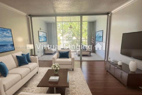 Condo in Miami, Florida, 2 bedrooms  № 2024208 - photo 10