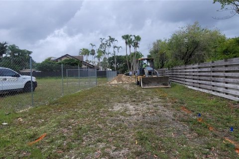 Villa ou maison à vendre à Miami, Floride: 6 chambres, 891.86 m2 № 1891870 - photo 29