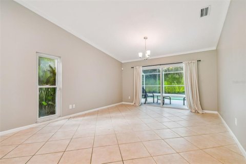 House in Tampa, Florida 4 bedrooms, 221.39 sq.m. № 1854369 - photo 9