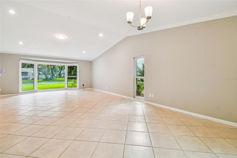 House in Tampa, Florida 4 bedrooms, 221.39 sq.m. № 1854369 - photo 11