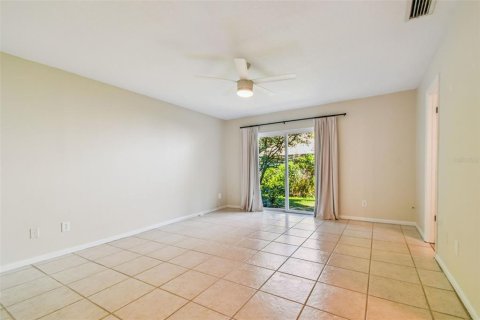 House in Tampa, Florida 4 bedrooms, 221.39 sq.m. № 1854369 - photo 26