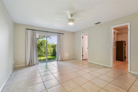 House in Tampa, Florida 4 bedrooms, 221.39 sq.m. № 1854369 - photo 27