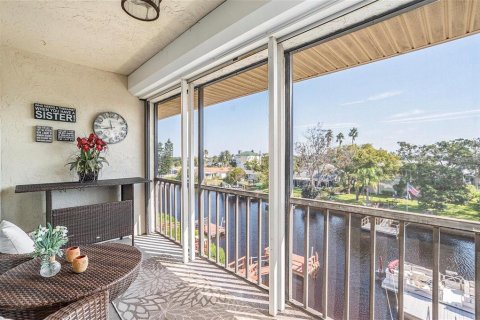 Condominio en venta en Port Richey, Florida, 2 dormitorios, 95.22 m2 № 1564121 - foto 27
