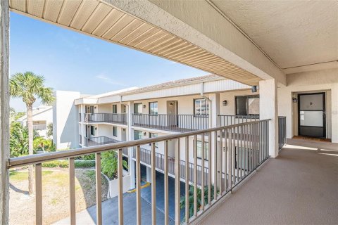 Condominio en venta en Port Richey, Florida, 2 dormitorios, 95.22 m2 № 1564121 - foto 3