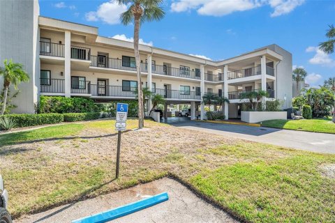 Condominio en venta en Port Richey, Florida, 2 dormitorios, 95.22 m2 № 1564121 - foto 2