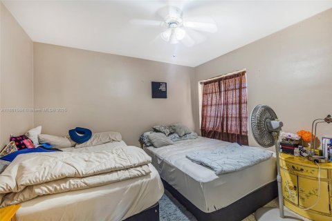 Propiedad comercial en venta en Miami, Florida, 195.56 m2 № 1697631 - foto 30