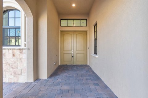 House in Parkland, Florida 5 bedrooms, 467.3 sq.m. № 1821742 - photo 4