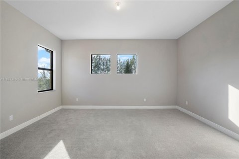 House in Parkland, Florida 5 bedrooms, 467.3 sq.m. № 1821742 - photo 30