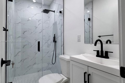 Купить виллу или дом в Майами-Гарденс, Флорида 3 спальни, 73.21м2, № 1972853 - фото 10