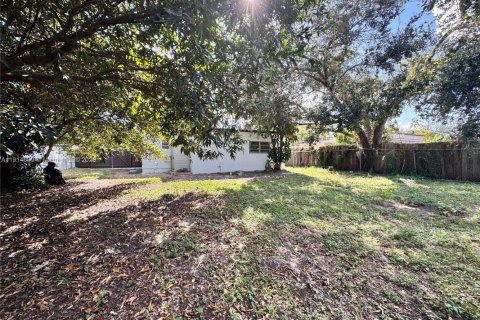 Купить виллу или дом в Майами-Гарденс, Флорида 3 спальни, 73.21м2, № 1972853 - фото 12