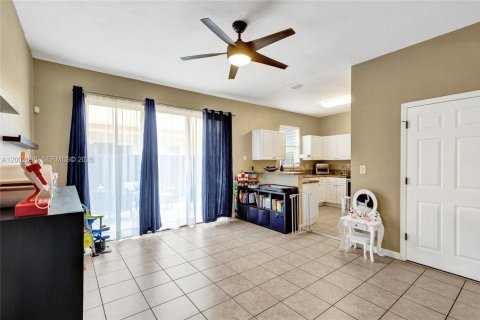 Townhouse in Miami, Florida 3 bedrooms, 163.32 sq.m. № 2066570 - photo 6