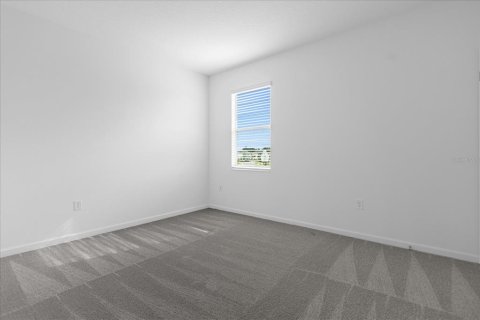 House in Kissimmee, Florida 8 bedrooms, 301.75 sq.m. № 1772085 - photo 21