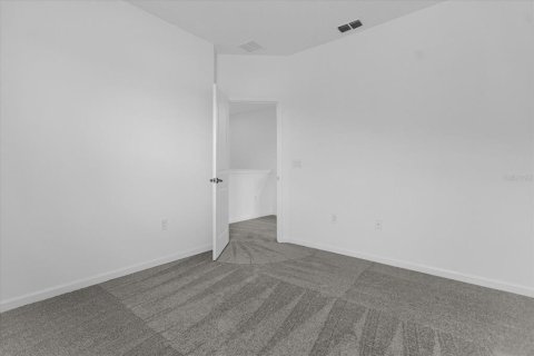 House in Kissimmee, Florida 8 bedrooms, 301.75 sq.m. № 1772085 - photo 18