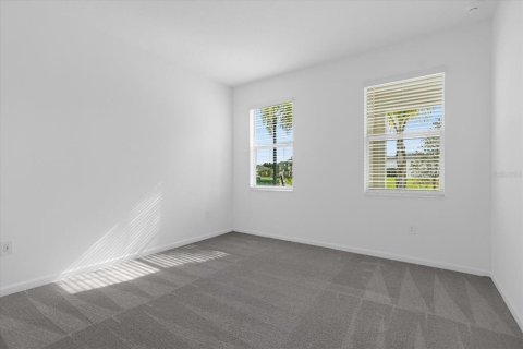 House in Kissimmee, Florida 8 bedrooms, 301.75 sq.m. № 1772085 - photo 24