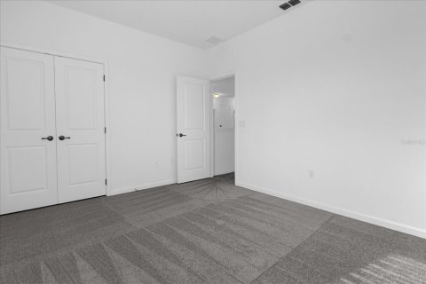 House in Kissimmee, Florida 8 bedrooms, 301.75 sq.m. № 1772085 - photo 22
