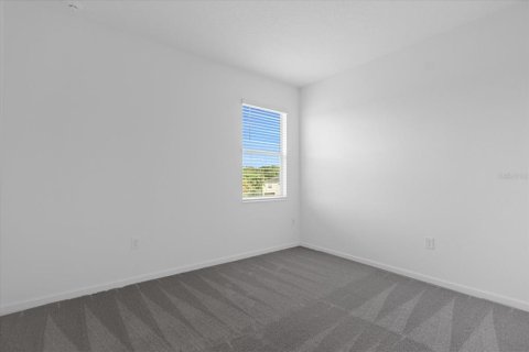 House in Kissimmee, Florida 8 bedrooms, 301.75 sq.m. № 1772085 - photo 15
