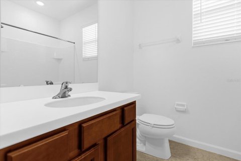 Casa en alquiler en Kissimmee, Florida, 8 dormitorios, 301.75 m2 № 1772085 - foto 19