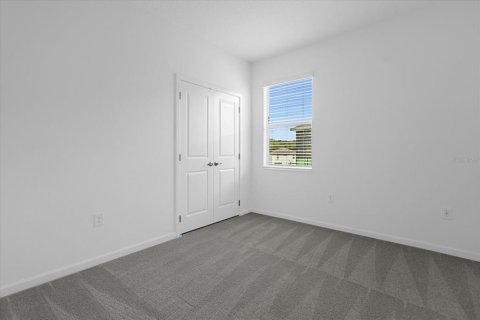 House in Kissimmee, Florida 8 bedrooms, 301.75 sq.m. № 1772085 - photo 17