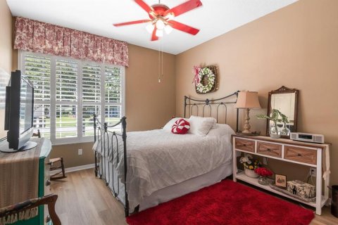 House in Clermont, Florida 3 bedrooms, 201.13 sq.m. № 2217260 - photo 27