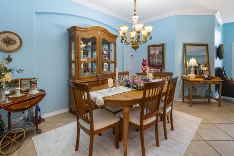House in Clermont, Florida 3 bedrooms, 201.13 sq.m. № 2217260 - photo 7
