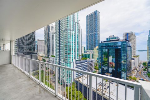 Condo in Miami, Florida, 2 bedrooms  № 2054286 - photo 4