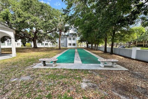 Condo in Saint Petersburg, Florida, 1 bedroom  № 1829422 - photo 15