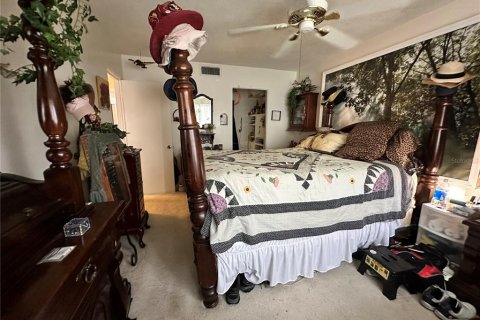 Condo in Saint Petersburg, Florida, 1 bedroom  № 1829422 - photo 10