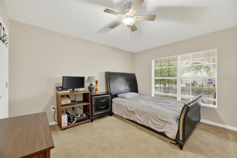 House in Seffner, Florida 4 bedrooms, 182.55 sq.m. № 2099260 - photo 24