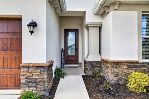 House in Wesley Chapel, Florida 4 bedrooms, 186.92 sq.m. № 2157307 - photo 7