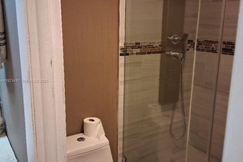 Copropriété à louer à Pembroke Pines, Floride: 2 chambres, 107.77 m2 № 1977375 - photo 23