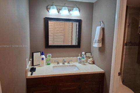 Copropriété à louer à Pembroke Pines, Floride: 2 chambres, 107.77 m2 № 1977375 - photo 22