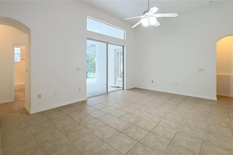 House in Orlando, Florida 5 bedrooms, 295.89 sq.m. № 2393470 - photo 22
