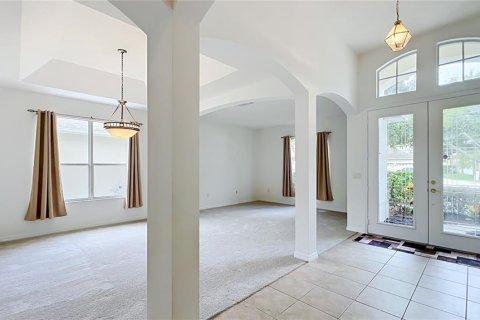 House in Orlando, Florida 5 bedrooms, 295.89 sq.m. № 2393470 - photo 4