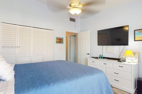 Купить кондоминиум в Сент-Луси, Флорида 2 спальни, 121.24м2, № 2022165 - фото 17