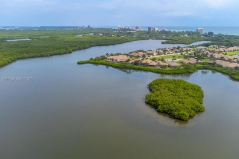 Купить кондоминиум в Сент-Луси, Флорида 2 спальни, 121.24м2, № 2022165 - фото 3