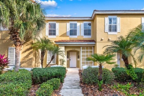 Adosado en venta en Kissimmee, Florida, 3 dormitorios, 120.31 m2 № 1885367 - foto 1