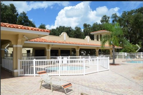 Touwnhouse à louer à Land O' Lakes, Floride: 2 chambres, 120.49 m2 № 2111253 - photo 16