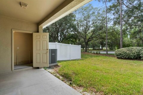 Touwnhouse à louer à Land O' Lakes, Floride: 2 chambres, 120.49 m2 № 2111253 - photo 8