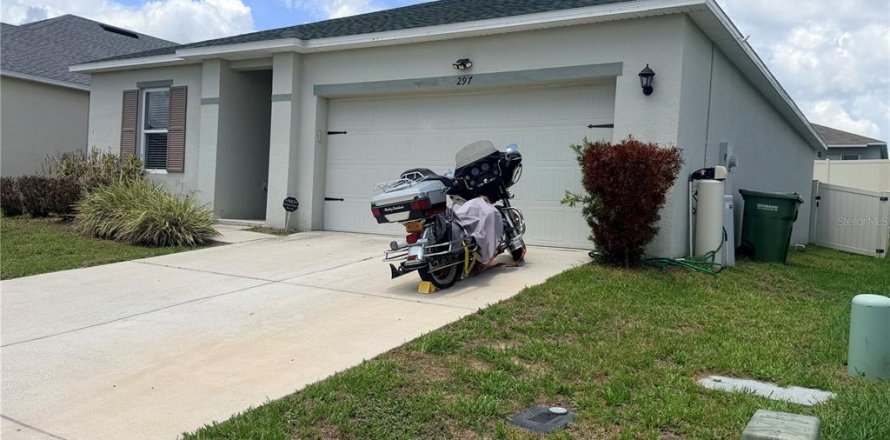 Villa ou maison à Winter Haven, Floride 3 chambres, 132.48 m2 № 2196254