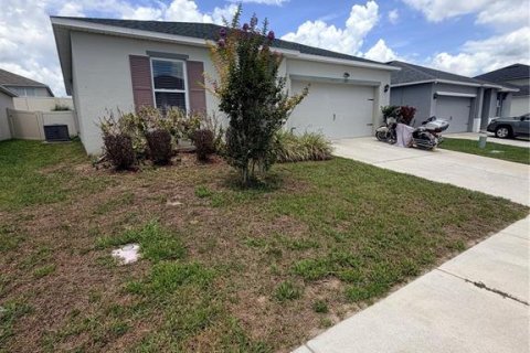 Villa ou maison à vendre à Winter Haven, Floride: 3 chambres, 132.48 m2 № 2196254 - photo 2