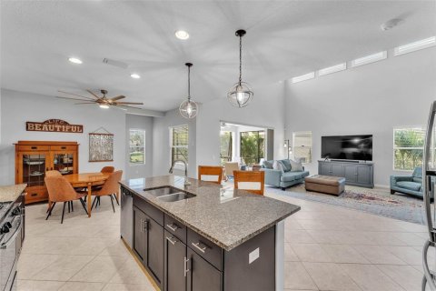 House in Sarasota, Florida 4 bedrooms, 241.27 sq.m. № 1510452 - photo 4
